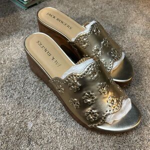 Jack Rogers Metallic Gold Floral Wedges *NWT*